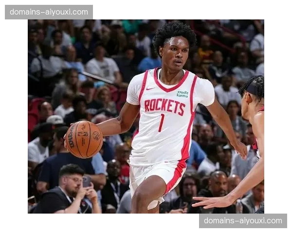 火箭防守锁链战术解析：阿门汤普森主防布伦森效果显著复盘